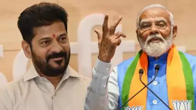'പാകിസ്താനെ രണ്ടായി വിഭജിക്കൂ, പാക് അധീന കശ്മീരിനെ ഇന്ത്യയോട് ചേര്‍ക്കൂ; 140 കോടി ജനങ്ങളും പ്രധാനമന്ത്രിക്കൊപ്പം'; നരേന്ദ്രമോദിയോട് തെലുങ്കാന മുഖ്യമന്ത്രി രേവന്ത് റെഡ്ഡി