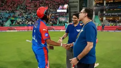 IPL 2025: അന്ന് താൻ പറയുന്നത് കേട്ട് ഞാൻ മിണ്ടാതിരുന്നു, ഇന്ന് ഇയാൾ സംസാരിക്കാൻ വന്നപ്പോൾ അതിനോട് പ്രതികരിക്കാൻ എനിക്ക് താത്പര്യമില്ല; രാഹുലിനെ മധുരപ്രതികാരം ഏറ്റെടുത്ത് ക്രിക്കറ്റ് ലോകം; വീഡിയോ കാണാം