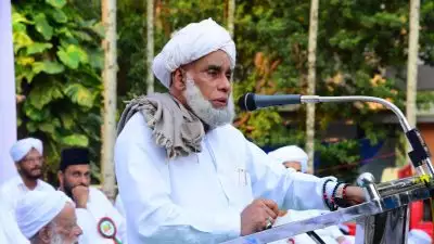 വഖഫ് ഭൂമി അള്ളാഹുവിന്റെ മാര്‍ഗത്തില്‍ ദാനം ചെയ്യുന്നത്; വില്‍ക്കപ്പെടാനോ ദാനം ചെയ്യപ്പെടാനോ പാടില്ല; മതേതര പാര്‍ട്ടികള്‍ നീതിപൂര്‍വ്വം ചുമതല നിര്‍വ്വഹിക്കണമെന്ന് സമസ്ത