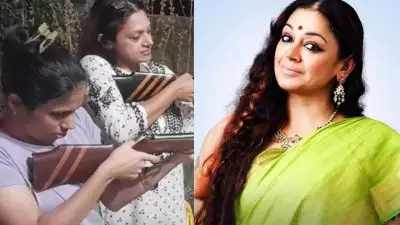 ഒരൊറ്റ വെടിക്ക് തീരണം, മകള്‍ക്കൊപ്പം ഉന്നം പിടിച്ച് ശോഭന; വൈറലായി ചിത്രം