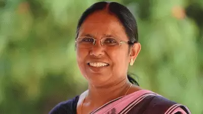 പാര്‍ട്ടി പ്രവര്‍ത്തനങ്ങളില്‍ നിന്ന് ആര്‍ക്കും വിരമിക്കലില്ല; ശ്രീമതി ടീച്ചര്‍ കേന്ദ്രത്തിലാണ് പ്രവര്‍ത്തിക്കേണ്ടതെന്നത് പാര്‍ട്ടി തീരുമാനമാണെന്ന് കെകെ ശൈലജ