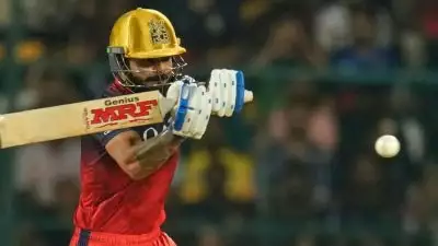 IPL 2025: ട്രിക്കി പിച്ചോ എനിക്കോ, ഗോട്ടിന് എന്ത് കുടുക്ക് മക്കളെ; തകർപ്പൻ പ്രകടനത്തിന് പിന്നാലെ അതുല്യ റെക്കോഡ് സ്വന്തമാക്കി കോഹ്‌ലി