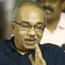 ഇനി മുഖ്യമന്ത്രിയുടെ പ്രൈവറ്റ് സെക്രട്ടറി; എ പ്രദീപ് കുമാർ ചുമതലയേറ്റു