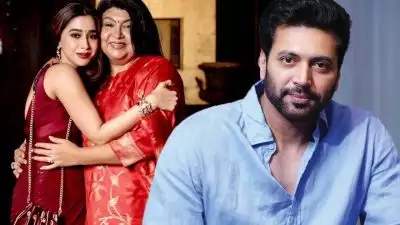 എംടിഎം മെഷീനെ പോലെയാണ് രവി മോഹനെ ആര്‍തിയുടെ അമ്മ കണ്ടത്, എന്ത് കഴിക്കണമെന്ന് തീരുമാനിച്ചത് പോലും അമ്മായിയമ്മ..; വെളിപ്പെടുത്തി നിര്‍മ്മാതാവ്