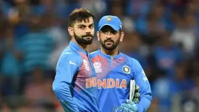 INDIAN CRICKET: കോഹ്‌ലി ഒകെ ടീമിന് ബാധ്യതയാണ് പുറത്തിരുത്തുക എന്ന് സെലക്ടർമാർ, ഞങ്ങൾ ഒകെ വരും വർഷങ്ങളിൽ...; വിരാടിനെ രക്ഷിച്ച ധോണിയുടെ ബുദ്ധി ഇങ്ങനെ