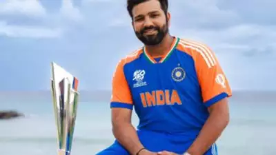 INDIAN CRICKET: അദ്ദേഹം എനിക്ക് വളരെ സ്‌പെഷ്യലാണ്. ആ സൂപ്പര്‍താരം കൂടെയുളളതിനാലാണ് ഞാന്‍ കപ്പടിച്ചത്, തുറന്നുപറഞ്ഞ് രോഹിത് ശര്‍മ്മ