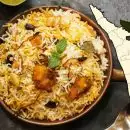 വിവാഹ സല്‍ക്കാരത്തിന് ശേഷം ബിരിയാണിക്കൊപ്പം സാലഡ് കിട്ടിയില്ല; കേറ്ററിംഗ് തൊഴിലാളികള്‍ തമ്മില്‍ കൂട്ടയടി; നാലു പേരുടെ തല തൊട്ടിക്കടിച്ച് പൊട്ടിച്ചു