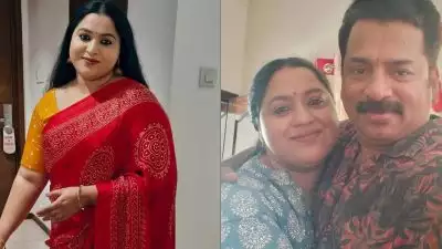 '22 വര്‍ഷത്തെ ദാമ്പത്യം അവസാനിപ്പിക്കുന്നു, എല്ലാം എന്റെ പ്രശ്‌നമാണ്'; വിവാഹമോചനം പ്രഖ്യാപിച്ച് ലക്ഷ്മിപ്രിയ, പിന്നാലെ പോസ്റ്റ് നീക്കി!