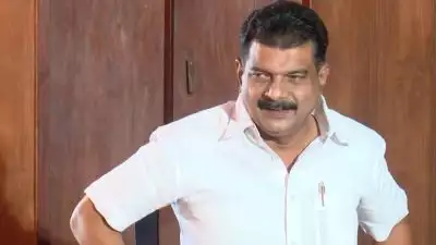 'യുഡിഎഫിന് രണ്ടു ദിവസത്തെ സമയം നൽകും, തീരുമാനമായില്ലെങ്കിൽ പി വി അൻവർ മത്സരിക്കും'; മുന്നറിയിപ്പുമായി ടിഎംസി