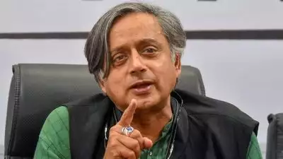 ‘ഞാൻ പാർട്ടി വക്താവല്ല, വ്യക്തിപരമായ അഭിപ്രായം പറഞ്ഞു’; കേന്ദ്രനേതൃത്വം താക്കീത് ചെയ്‌തെന്ന വാർത്ത തള്ളി ശശി തരൂർ
