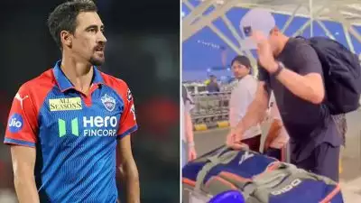 IPL 2025: ആരാധക സ്നേഹമൊക്കെ ഗ്രൗണ്ടിൽ, അത് എയർപോർട്ടിൽ വേണ്ട; സ്റ്റാർക്ക് ഉൾപ്പെട്ട വീഡിയോ ഏറ്റെടുത്ത് സോഷ്യൽ മീഡിയ