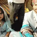 രാജ്യം തിരികെ വിളിച്ചു, വിവാഹ വസ്ത്രം മാറ്റി യൂണിഫോം അണിഞ്ഞ് മോഹിത്; രാജ്യമാണ് വലുതെന്ന് വ്യോമസേന ഉദ്യോഗസ്ഥന്‍, കൈയടിച്ച് രാജ്യം
