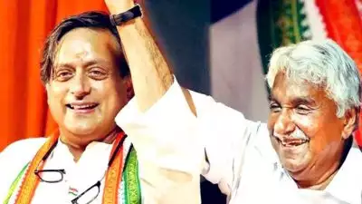 'നമ്മൾ ആഘോഷിച്ച പ്രവൃത്തികൾക്ക് തുടക്കമിട്ടയാൾ, ഉമ്മൻ ചാണ്ടിയുടെ പേര് പരാമർശിക്കാത്തതിൽ ലജ്ജിക്കുന്നു'; ശശി തരൂർ