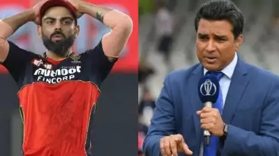 IPL THROWBACK: അതെന്തൊരു സെൽഫിഷ് ഇന്നിംഗ്സ് ആണ് മിസ്റ്റർ കോഹ്‌ലി, 153 ൽ നിന്നും 86 ലേക്കുള്ള വീഴ്ച്ച ദയനീയം; കോഹ്‌ലിയെ പരിഹസിച്ച സഞ്ജയ് മഞ്ജരേക്കർ പറഞ്ഞത് ഇങ്ങനെ