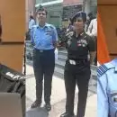 ഓപ്പറേഷൻ സിന്ദൂറിനെ കുറിച്ച് ലോകത്തോട് വിശദീകരിച്ച രണ്ട് വനിതകൾ; ആരാണ് വിങ് കമാൻഡർ വ്യോമിക സിങ്ങും കേണൽ സോഫിയ ഖുറേഷിയും