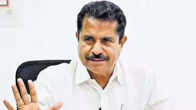 'പി വി അൻവർ അടഞ്ഞ അധ്യായം, യുഡിഎഫുമായി സഹകരിക്കണമെന്ന് നേരിട്ട് ആവശ്യപ്പെട്ടിരുന്നു'; അടൂർ പ്രകാശ്