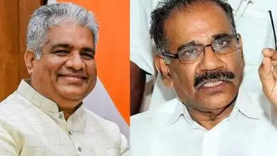 'സംസ്ഥാന സർക്കാരിനെതിരെ മലയോര ജനതയെ തിരിച്ച് വിടാൻ ശ്രമം'; കേന്ദ്രമന്ത്രിയുടെ അവകാശവാദം അർദ്ധസത്യമെന്ന് മന്ത്രി എ കെ ശശീന്ദ്രൻ