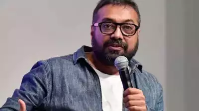 ടെക്കികള്‍ മണ്ടന്മാരാണെന്ന് അറിയാമായിരുന്നു, എന്നാല്‍ ടെഡ് സരോന്‍ഡസ് മണ്ടത്തരത്തിന്റെ നിര്‍വചനമാണ്..; നെറ്റ്ഫ്‌ളിക്‌സ് സിഇഒയ്ക്കെതിരെ അനുരാഗ് കശ്യപ്