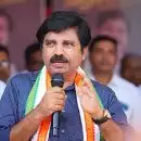 നിലമ്പൂരിൽ യുഡിഎഫ് തരംഗം; കുതിച്ച് കയറി ആര്യാടൻ ഷൗക്കത്ത്, ലീഡ് 5000കടന്നു