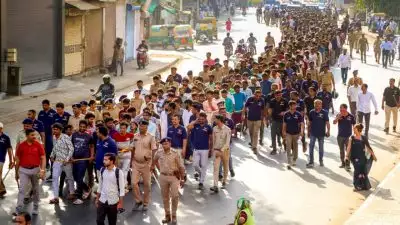 ഓപ്പറേഷൻ സിന്ദൂറിന് പിന്നാലെ അനധികൃത കുടിയേറ്റക്കാരെ മടക്കി അയച്ച് ഇന്ത്യ