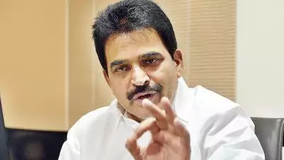 'പിണറായി വിജയൻ ചതി എന്ന് പ്രയോഗിക്കാൻ ഏറ്റവും യോഗ്യനായ വ്യക്തി, പൂരം കലക്കി, ബിജെപിക്ക് അകൗണ്ട് തുറന്ന് കൊടുത്തു'; കെ സി വേണുഗോപാൽ