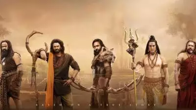 24 മണിക്കൂറിൽ തൊണ്ണൂറായിരത്തിലേറെ ബുക്കിങ്; കുതിപ്പ് തുടർന്ന് 'കണ്ണപ്പ'