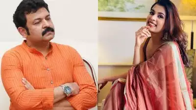 കൃഷ്ണകുമാറിനും മകള്‍ ദിയക്കുമെതിരെ കേസ്; തട്ടിക്കൊണ്ടുപോയി പണം അപഹരിച്ചതായി പരാതി
