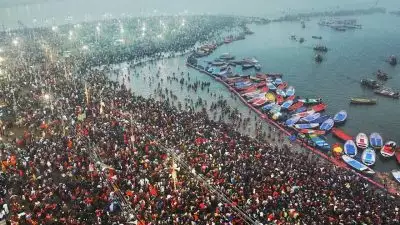 കുംഭമേളയിൽ കൊല്ലപ്പെട്ടത് 82 പേർ, സർക്കാർ കണക്ക് തള്ളി ബിബിസി; 37 പേർ മരിച്ചെന്നാണ് യുപി സർക്കാറിൻ്റെ ഔദ്യോഗിക കണക്ക്