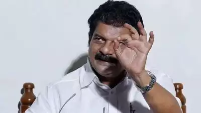 'പൊലീസും സിസ്റ്റവും സർക്കാരിന്റെ കയ്യിലാണ്, അനന്തുവിന്റെ മരണത്തിലെ ഗൂഢാലോചന അന്വേഷിച്ച് ആളുകളെ അറസ്റ്റ് ചെയ്യണം'; പി വി അൻവർ
