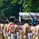വര്‍ക്കലയില്‍ ഭക്ഷണം വൈകിയതിന് ബാര്‍ ഹോട്ടല്‍ ആക്രമിച്ചു; പൊലീസിന്റെ യൂണിഫോം വലിച്ച് കീറി; ആറുപേര്‍ പിടിയില്‍