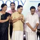 കല്യാണ്‍ ഡെവലപ്പേഴ്‌സിന്റെ 16ാമത് ഭവന പദ്ധതി; കോഴിക്കോട് കല്യാണ്‍ കോര്‍ട്ട്‌യാര്‍ഡിന്റെ താക്കോല്‍ കൈമാറി