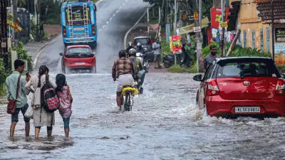 കനത്ത മഴയും വെള്ളപ്പൊക്കവും; മൂന്ന് ജില്ലകളില്‍ നാളെ വിദ്യാഭ്യാസ സ്ഥാപനങ്ങള്‍ക്ക് അവധി