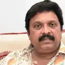 യൂണിയനുകളുടെ കൊടി തോരണങ്ങള്‍ ബസ് സ്റ്റേഷനുകളില്‍ വേണ്ട; ഇനിയും സ്ഥാപിച്ചാല്‍ ഫൈന്‍ ഈടാക്കുമെന്ന് കെബി ഗണേഷ്‌കുമാര്‍