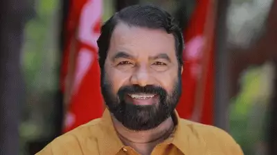 'എന്റെ പേര് ശിവന്‍കുട്ടി, സെന്‍സര്‍ ബോര്‍ഡ് എങ്ങാനും ഈ വഴി'; സെന്‍സര്‍ ബോര്‍ഡിനെ പരിഹസിച്ച് മന്ത്രി വി ശിവന്‍കുട്ടി