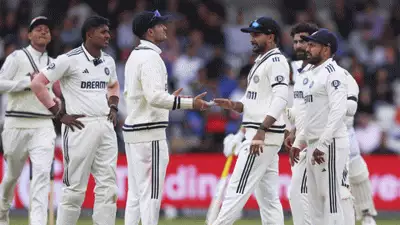 IND VS ENG: അവനെ കൊണ്ട് ഒരു ഉപകാരവുമില്ല; ആ ചെക്കനെ പുറത്താക്കി മറ്റൊരു സ്പിന്നറിനെ കൊണ്ട് വരണം: സഞ്ജയ് മഞ്ജരേക്കർ