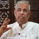 'സനാതന ധർമ്മം പഠിപ്പിക്കാൻ ക്ഷേത്രങ്ങളിൽ സ്‌കൂളുകളും, പശുക്കൾക്കായി ഗോശാലയും സ്ഥാപിക്കണം'; ഗവർണർ രാജേന്ദ്ര ആർലേക്കർ