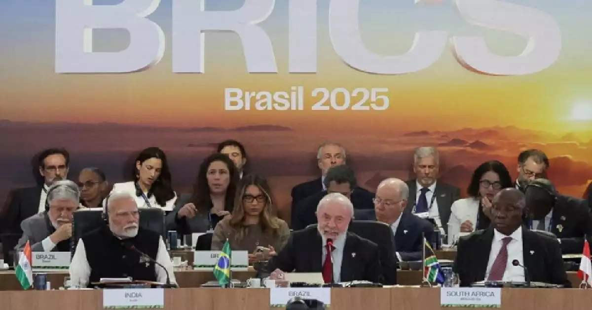 ബ്രിക്സ് രാജ്യങ്ങൾക്ക് ഭീഷണിയുമായി ഡോണൾഡ് ട്രംപ്; അമേരിക്കൻ വിരുദ്ധ നിലപാടുകളെ പിന്തുണച്ചാൽ 10 ശതമാനം അധിക നികുതിയെന്ന് മുന്നറിയിപ്പ്