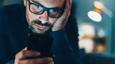 എല്ലാം ചാറ്റ്ജിപിടിയോട് പറയുന്നവരാണോ? സൂക്ഷിക്കുക..