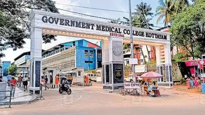 കോട്ടയം മെഡിക്കൽ കോളേജ് അപകടത്തിൽ വീഴ്ചയില്ലെന്ന് കളക്ടറുടെ അന്വേഷണ റിപ്പോർട്ട്