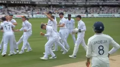 IND vs ENG: ഒരു ബുംറയോ സിറാജോ കൂടി ബാറ്റ് ചെയ്യാനുണ്ടായിരുന്നെങ്കിൽ, ഓ.. ജഡേജ...; ലോർഡ്സിൽ ഇന്ത്യ വീണു