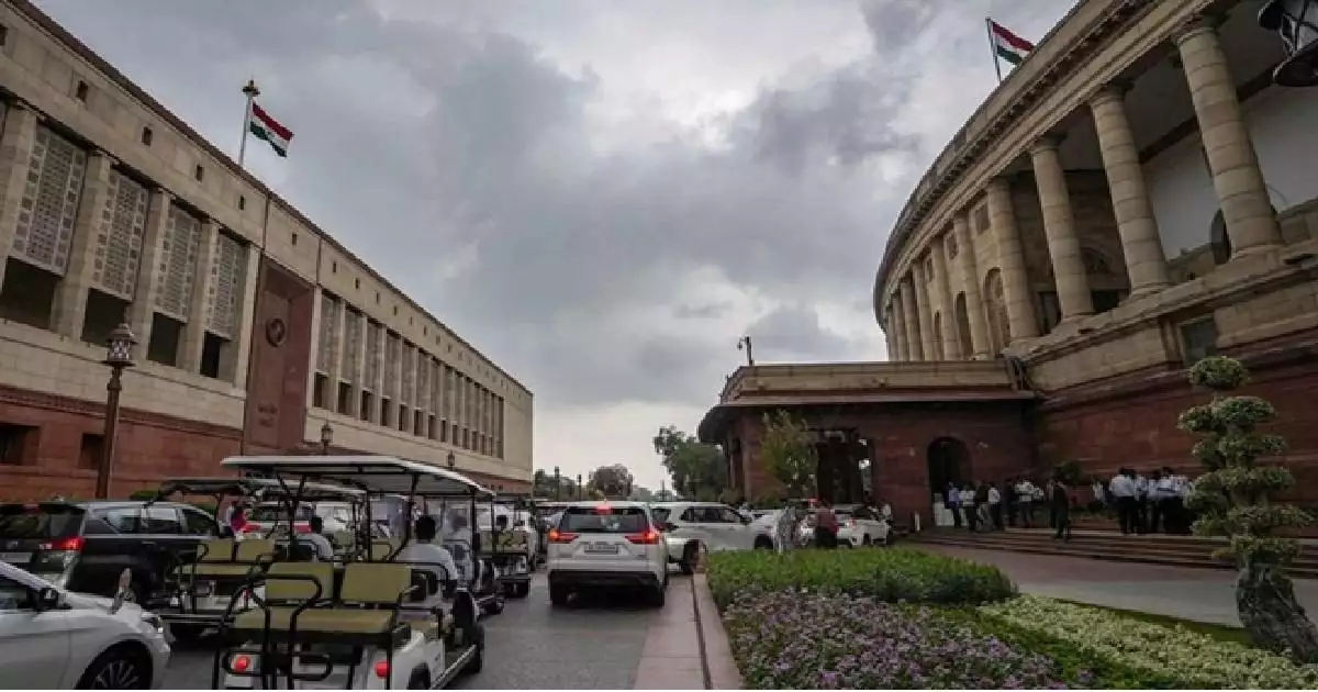 ചോദ്യക്കെട്ടുകളുമായി പ്രതിപക്ഷം; പാർലമെൻറ് മൺസൂൺ കാല സമ്മേളനത്തിന് ഇന്ന് തുടക്കം, പഹൽഗാം ഭീകരാക്രമണത്തിന് ശേഷം ആദ്യം