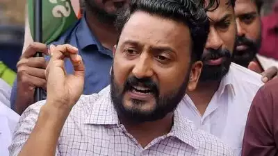 ‘മന്ത്രിമാർ മുണ്ടും സാരിയുമുടുത്ത കാലന്മാർ, കൊല കുറ്റത്തിന് കേസ് എടുക്കണം’; രാഹുൽ മാങ്കൂട്ടത്തിൽ