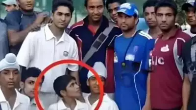 സച്ചിൻ റെക്കോഡുകൾ തകർക്കുന്നത് ലോകം കണ്ടപ്പോൾ, ഒരു കൊച്ചുകുട്ടി തന്റെ അച്ഛൻ വീടിനടുത്ത് ഒരു ക്രിക്കറ്റ് പിച്ച് നിർമ്മിക്കുന്നത് കണ്ടു...