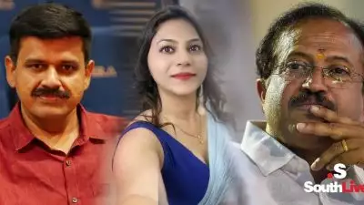 'വി മുരളീധരന് ജ്യോതി മൽഹോത്രയെ അറിയാം, ആയമ്മ 2023 ൽ തന്നെ കേരളത്തിൽ എത്തിയിട്ടുണ്ട്'; സന്ദീപ് വാര്യർ