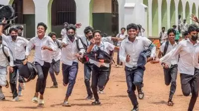 സ്‌കൂള്‍ സമയമാറ്റം സംബന്ധിച്ച് ചര്‍ച്ചയ്ക്ക് തയ്യാറായി സംസ്ഥാന സര്‍ക്കാര്‍; നടപടി മതസംഘടനകളുടെ കടുത്ത എതിര്‍പ്പിനെ തുടര്‍ന്ന്