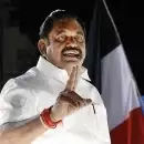 റെഡ് വളണ്ടിയര്‍ മാര്‍ച്ചിന് പോലും സ്റ്റാലിന്‍ അനുമതി നല്‍കിയില്ല; അര്‍ഹമായ സീറ്റുകളും നല്‍കിയില്ല; സിപിഎമ്മിനെ എന്‍ഡിഎയിലേക്ക് ക്ഷണിച്ച് എടപ്പാടി പളനിസ്വാമി