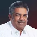 താന്‍ രക്ഷപ്പെട്ടത് സ്വകാര്യ ആശുപത്രിയില്‍ ചികിത്സ തേടിയതുകൊണ്ട്; ആരോഗ്യ വകുപ്പിനെയും സര്‍ക്കാരിനെയും വെട്ടിലാക്കി സജി ചെറിയാന്‍