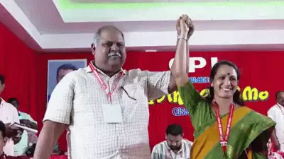 സംസ്ഥാനത്ത് ചരിത്രം രചിച്ച് സിപിഐ; ആദ്യ വനിതാ ജില്ലാ സെക്രട്ടറിയായി സുമലത മോഹന്‍ദാസ്