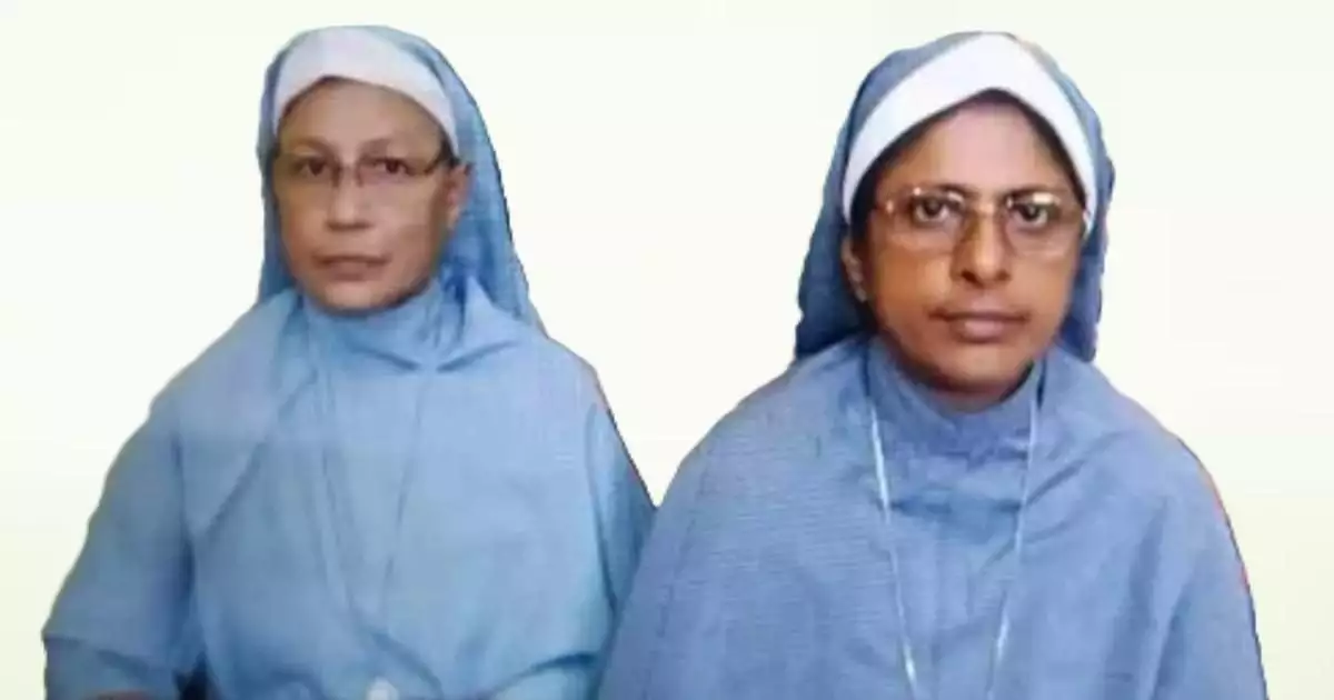 'സഭാവസ്ത്രം ധരിച്ച് യാത്ര ചെയ്യാൻ ഭയമാകുന്ന അവസ്ഥ'; മനുഷ്യക്കടത്ത് ആരോപിച്ച് മലയാളി കന്യാസ്ത്രീകളെ അറസ്റ്റ് ചെയ്തതിൽ പ്രതിഷേധിച്ച് സിറോ മലബാർ സഭ