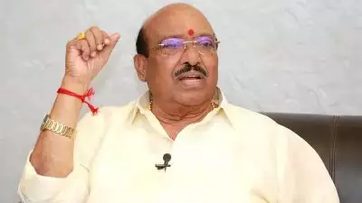 '24 മണിക്കൂറും ജാതി മാത്രം പറയുന്ന ജാതിക്ക് വേണ്ടി പ്രവര്‍ത്തിക്കുന്നവരാണ് എന്നെ ജാതിക്കോമരമെന്ന് പറയുന്നത്'; കാന്തപുരം എന്ത് കുന്തമെടുത്തെറിഞ്ഞാലും പറയാനുള്ളത് പറയുമെന്ന് വെള്ളാപ്പള്ളി നടേശന്‍